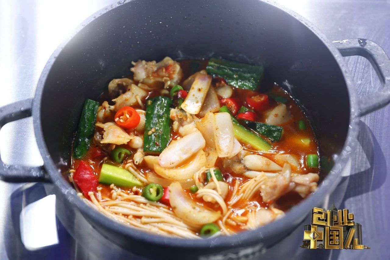 创业中国人渝八两重庆鸡公煲