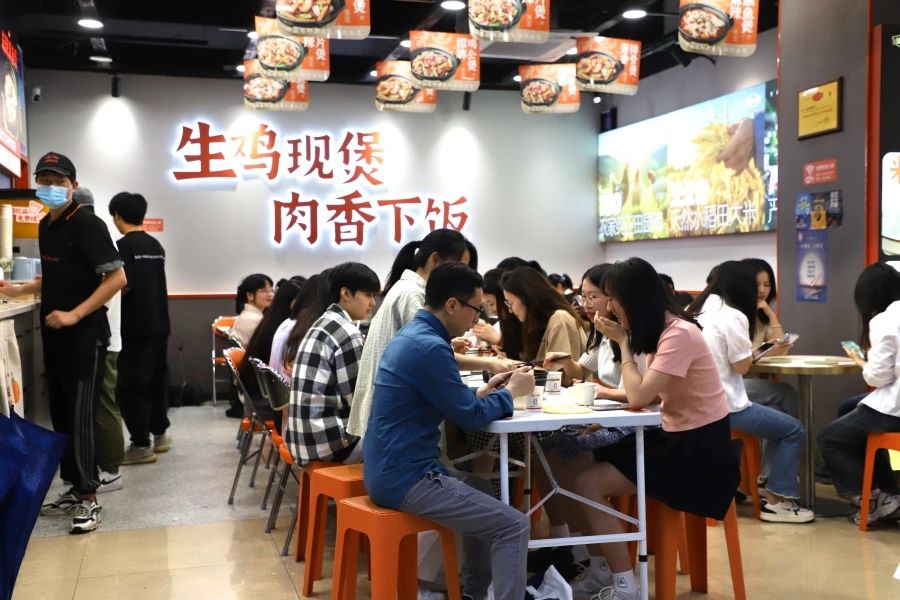 1766046330838020801.jpg 6.jpg